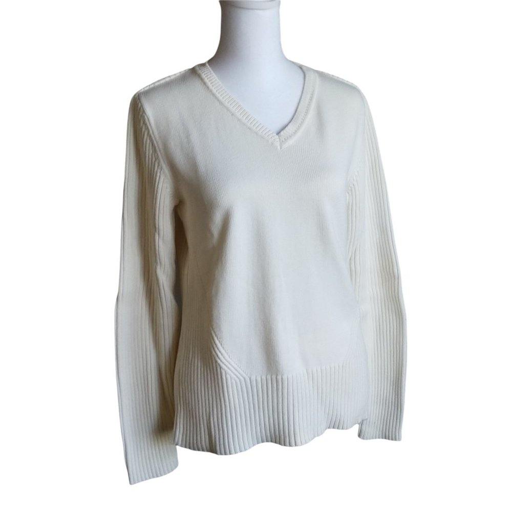 Vintage Tommy Hilfiger off-white V-neck long sleeved cotton sweater size M